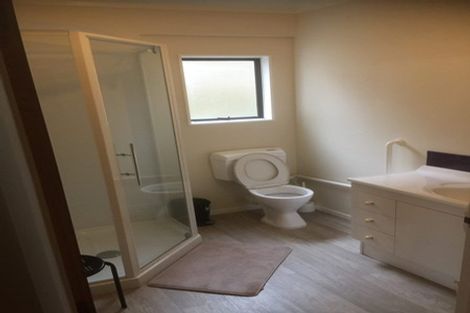 Photo of property in 2/3 Charmaine Road, Torbay, Auckland, 0630