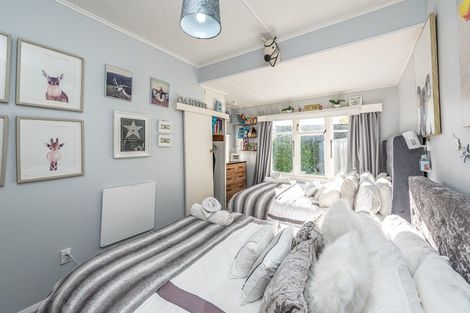 Photo of property in 17 Tulloch Street, Saint Johns Hill, Whanganui, 4500