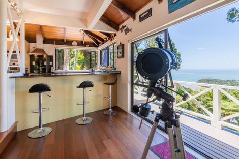 Photo of property in 84 Park Road, Titirangi, Auckland, 0604