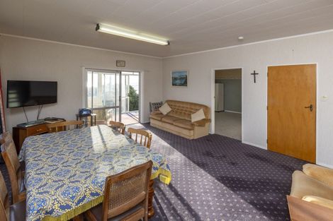 Photo of property in 82 The Parade, Paekakariki, 5034