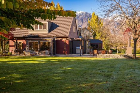 Photo of property in 237 Arrowtn-lke Hayes Road, Lake Hayes, Queenstown, 9371