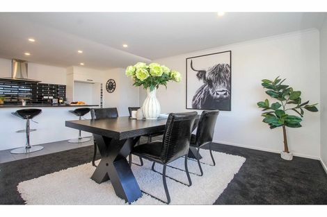 Photo of property in 22 Nellie Drive, Kumeu, 0810