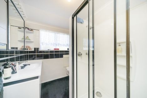 Photo of property in 22 Hanmer Place, Highbury, Palmerston North, 4412