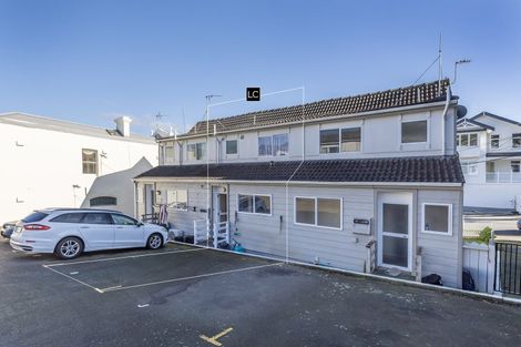 Photo of property in 44b Roxburgh Street, Mount Victoria, Wellington, 6011