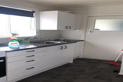 Photo of property in 6 Brooklyn Street, Green Island, Dunedin, 9018