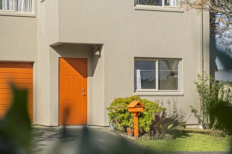 Photo of property in 1 Butia Avenue, Henderson, Auckland, 0612