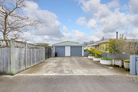 Photo of property in 50 Wyndham Street, Carterton, 5713