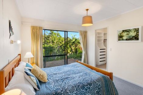 Photo of property in 15 Kakapu Road, Okiato, Russell, 0272