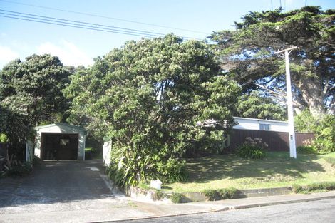 Photo of property in 20 Whanake Street, Titahi Bay, Porirua, 5022
