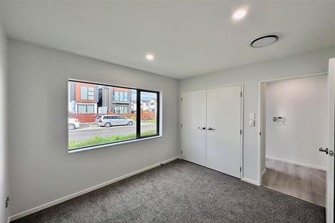 Photo of property in 42 John Gray Street, Papakura, 2110