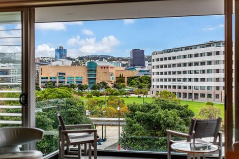 Photo of property in Aqua, 13/74 Oriental Parade, Oriental Bay, Wellington, 6011