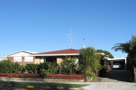 Photo of property in 33 Raukawa Street, Otaki, 5512