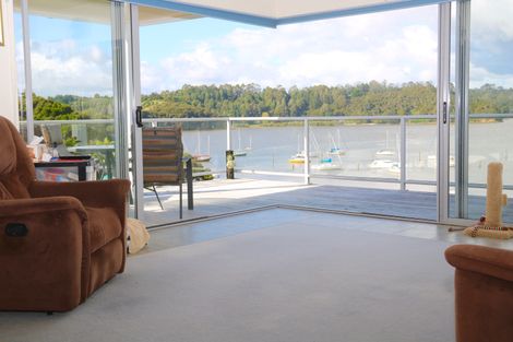 Photo of property in 18 Kennedy Street, Opua, 0200