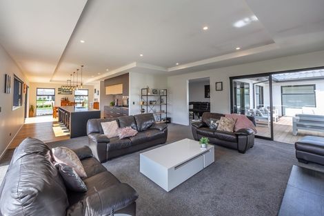 Photo of property in 25 Fairmont Rise, West Melton, 7618