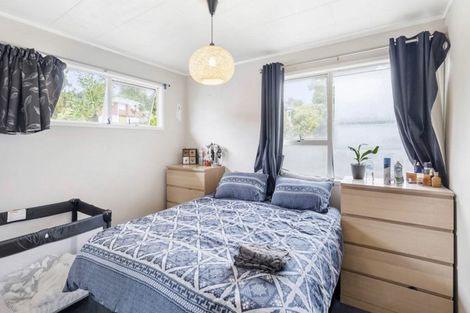 Photo of property in 82 Reynella Drive, Massey, Auckland, 0614