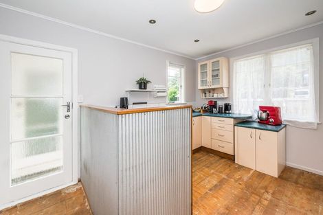 Photo of property in 2 Riwai Street, Paraparaumu, 5032