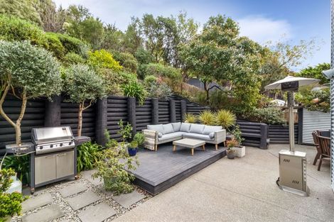 Photo of property in 18 Dalefield Drive, Cashmere, Christchurch, 8022