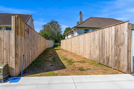 Photo of property in 17a Miro Street, Merrilands, 4312