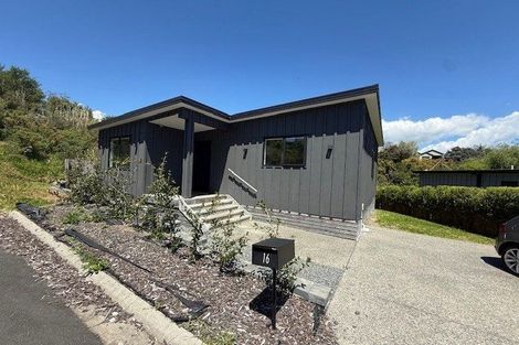 Photo of property in 16 Wrybill Way, Welcome Bay, Tauranga, 3112