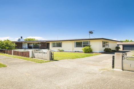 Photo of property in 4 Anita Grove, Riverdale, Gisborne, 4010