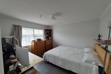 Photo of property in 2/9 Whitley Avenue, Ebdentown, Upper Hutt, 5018