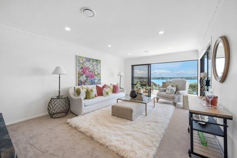 Photo of property in 28 Falstaff Place, Half Moon Bay, Auckland, 2012