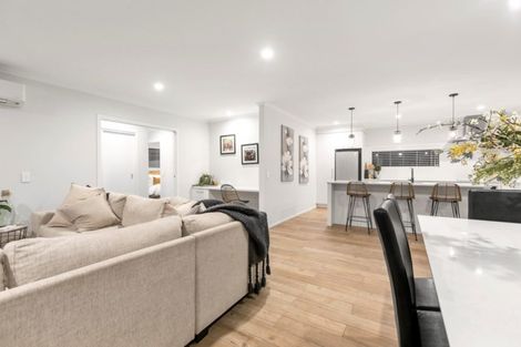 Photo of property in 4 Harding Drive, Papamoa Beach, Papamoa, 3118