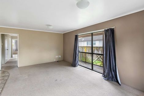 Photo of property in 18a Douglas Crescent, Fairfield, Hamilton, 3214