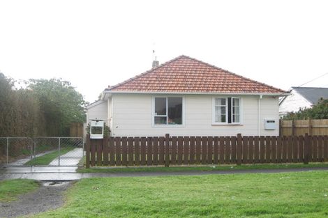 Photo of property in 81 Clifton Drive, Waitara, 4320