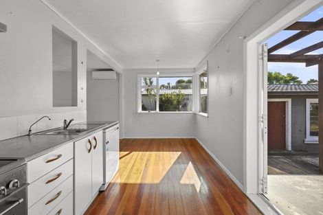 Photo of property in 45 Doralto Road, Frankleigh Park, New Plymouth, 4310