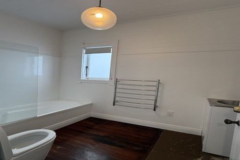 Photo of property in 28 Lloyd Avenue, Mount Albert, Auckland, 1025