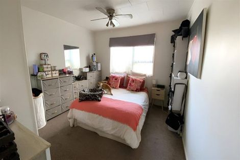 Photo of property in 1/67 Lewisham Street, Highland Park, Auckland, 2010