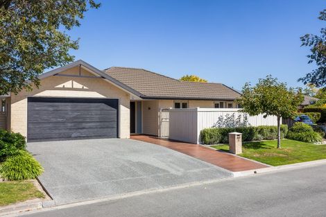 Photo of property in 3 Doncaster Place, Rangiora, 7400