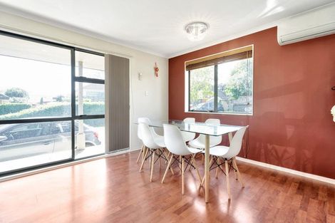 Photo of property in 2/127 Coronation Road, Papatoetoe, Auckland, 2025