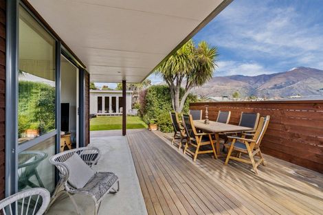 Photo of property in 191 Aubrey Road, Wanaka, 9305
