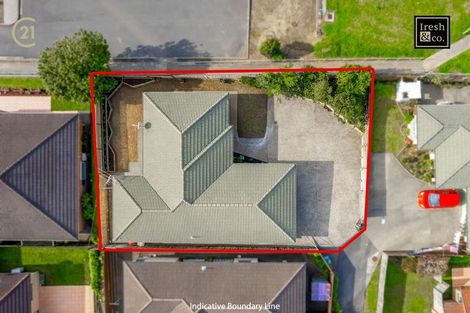 Photo of property in 22 Mt Lebanon Crescent, The Gardens, Auckland, 2105