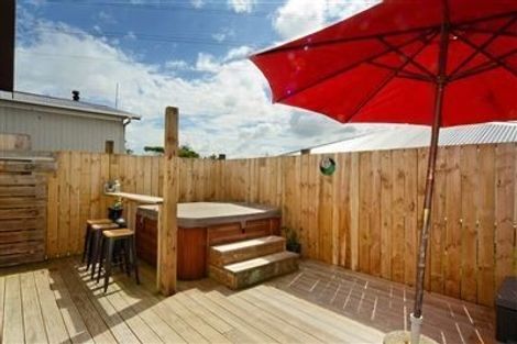 Photo of property in 1/24a Waimumu Road, Massey, Auckland, 0614