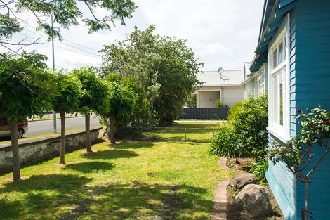 Photo of property in 210 Kahutia Street, Gisborne, 4010