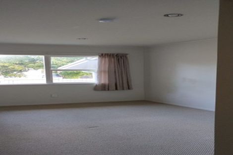 Photo of property in 14 Woodstock Road, Forrest Hill, Auckland, 0620