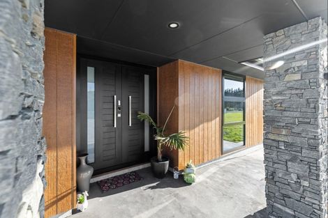 Photo of property in 230 Valley Views, Fitzherbert, Palmerston North, 4472