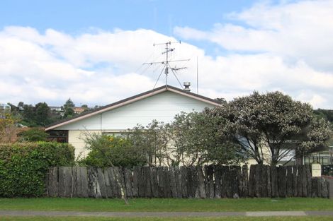 Photo of property in 420 Ngatai Road, Bellevue, Tauranga, 3110