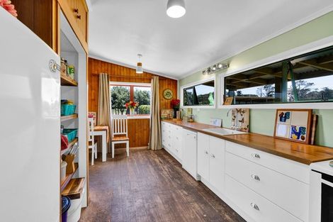 Photo of property in 185 Tasman Street, Opunake, 4616