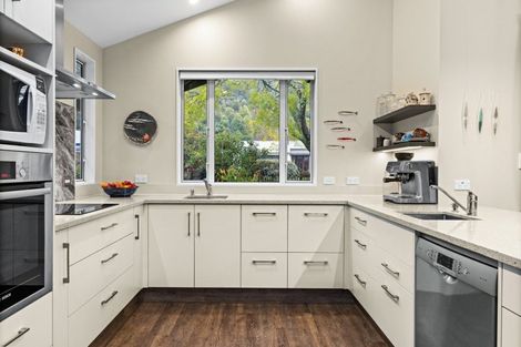 Photo of property in 30 Pukekura Place, Taradale, Napier, 4112