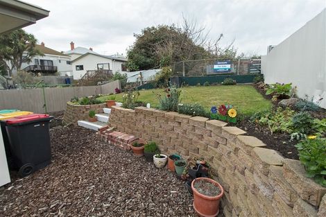 Photo of property in 2/92 Arthur Street, Seaview, Timaru, 7910