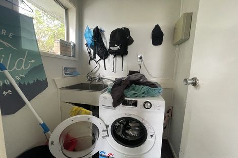 Photo of property in 26 Totaravale Drive, Totara Vale, Auckland, 0629