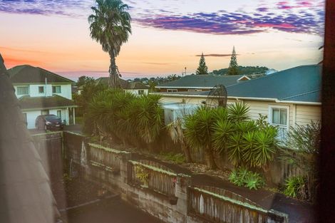 Photo of property in 24b New Windsor Road, Avondale, Auckland, 0600