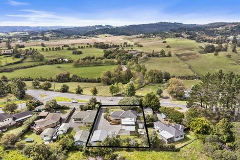 Photo of property in 877 Papakura-clevedon Road, Papakura, 2582