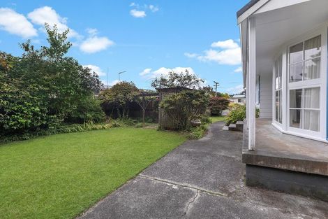 Photo of property in 27 Fitzroy Avenue, Fitzroy, Hamilton, 3206