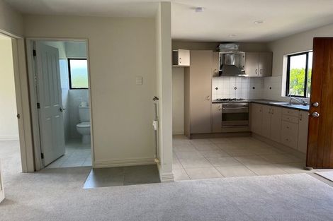 Photo of property in 35 Ballymore Drive, Pinehill, Auckland, 0632