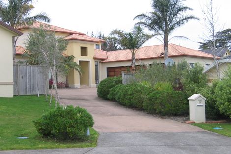 Photo of property in 17 Gilford Place, East Tamaki Heights, Auckland, 2016